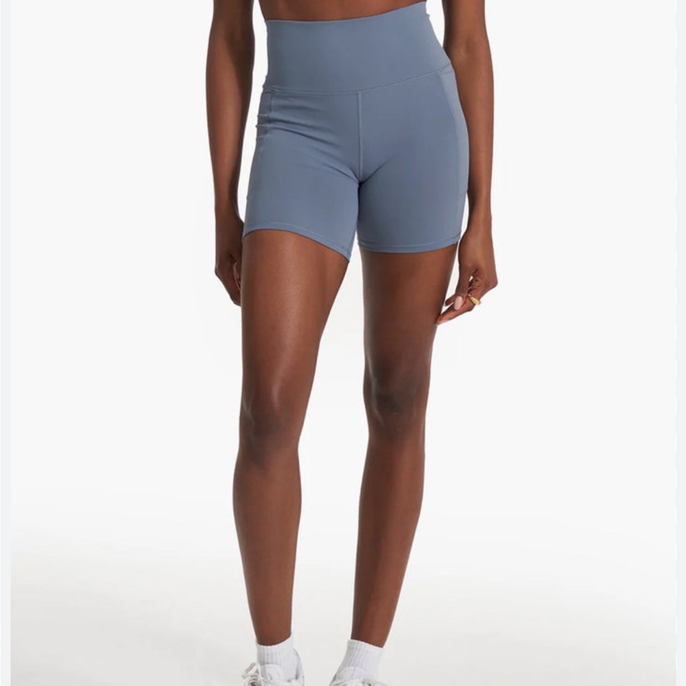 Vuori Blue Bra and Shorts Set - Picture 10 of 11